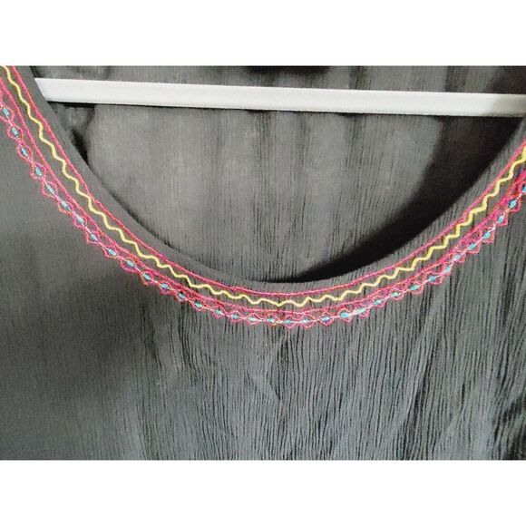 Bila 1XP Black Embroidered Top Women's Plus Boho Peasant S/S Vtg Shoulder Pads - Picture 7 of 8